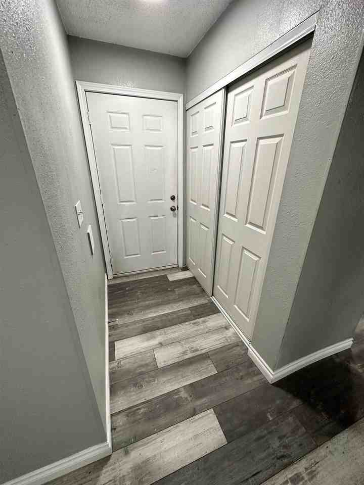 102 B St #11 - Photo 7 of 12