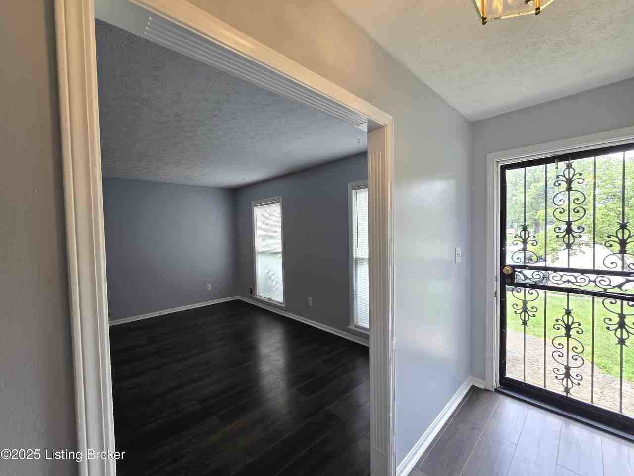 9313 Le Beau Ct - Photo 7 of 50