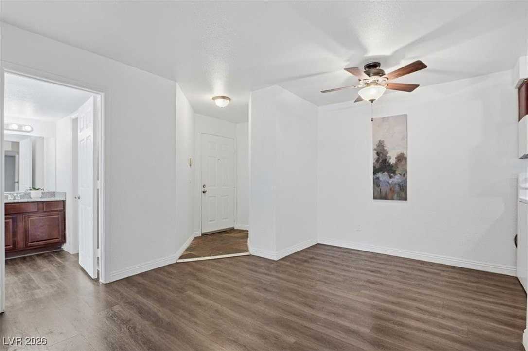 2606 S Durango Dr #266 - Photo 7 of 38