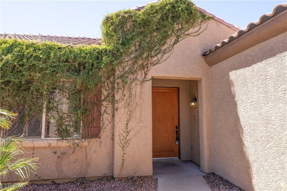 5679 Sunningdale Ct - Photo 5 of 42