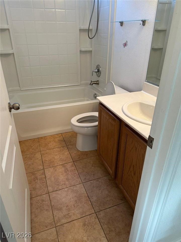 10411 Amber Night St - Photo 6 of 12