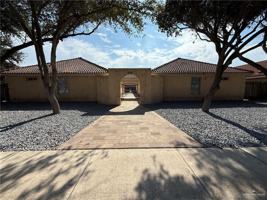 featured image of 2505 Shasta Ave Apt 4 #4