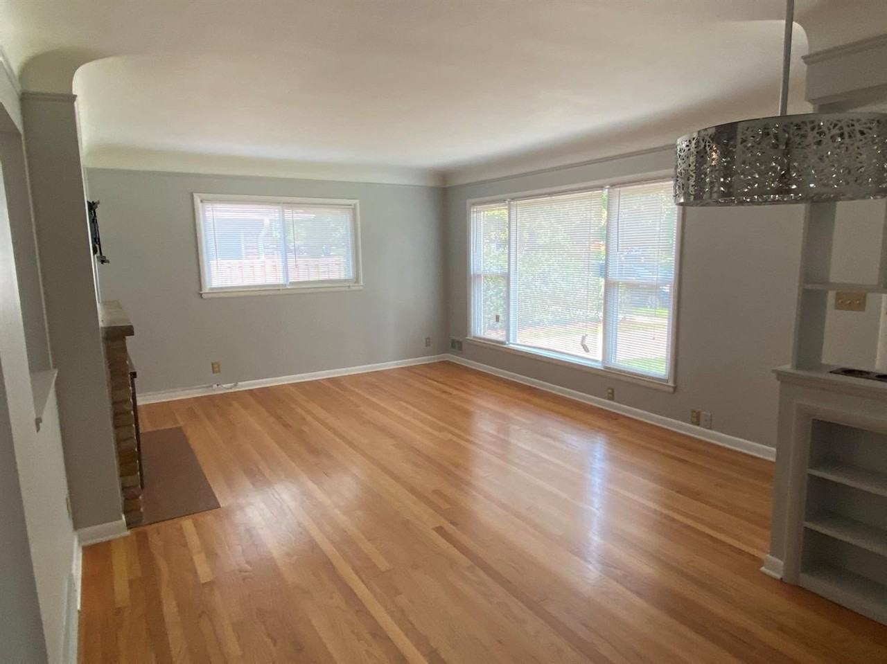 1510 Woodland Dr - Photo 4 of 13