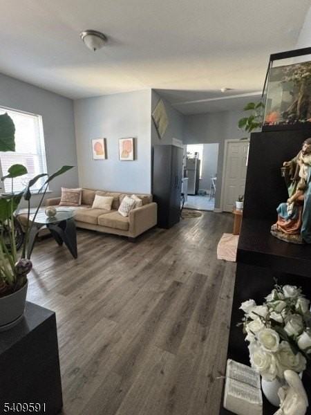 150 E Main St #2 - Photo 3 of 11