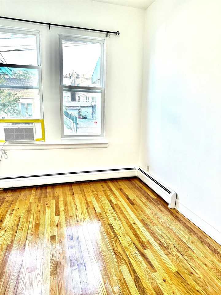 181 South St #1 - Photo 5 of 25