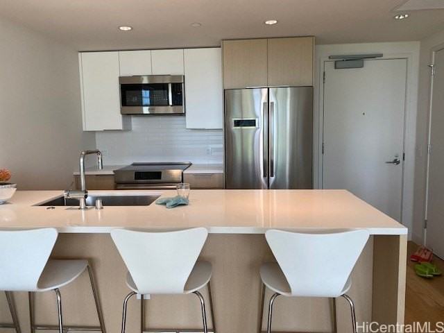 1001 Queen St Apt 802 #802 - Photo 4 of 19