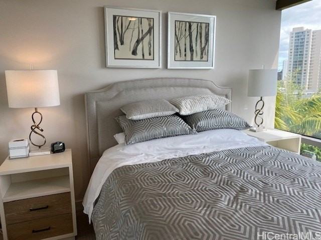 1001 Queen St Apt 802 #802 - Photo 5 of 19