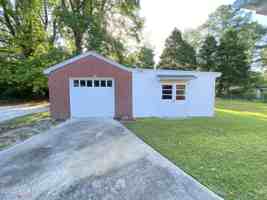 featured image of 1710 S Elm St