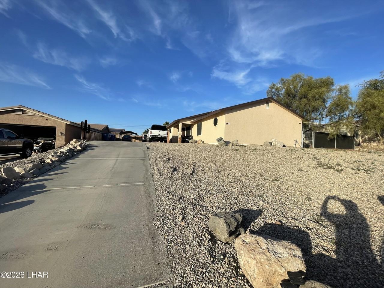 2471 Anita Ave Apt B #B - Photo 3 of 18