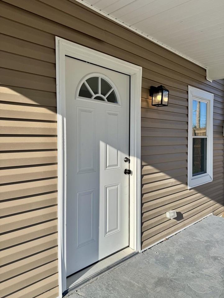 353A Sherman Ave - Photo 3 of 43