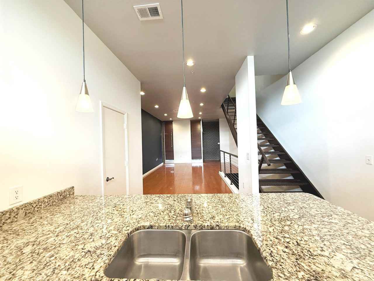 449 Monroe Ave #104 - Photo 6 of 24