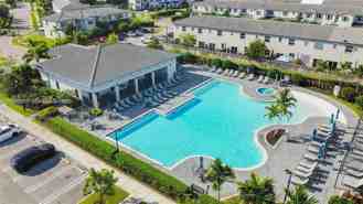 2647 Se 8th Ct - Photo 1 of 1