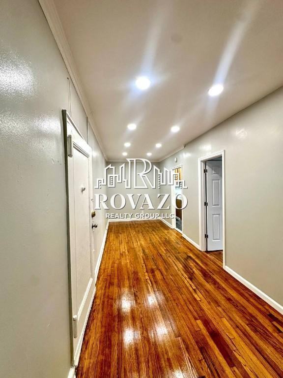 129 Chancellor Ave - Photo 4 of 5