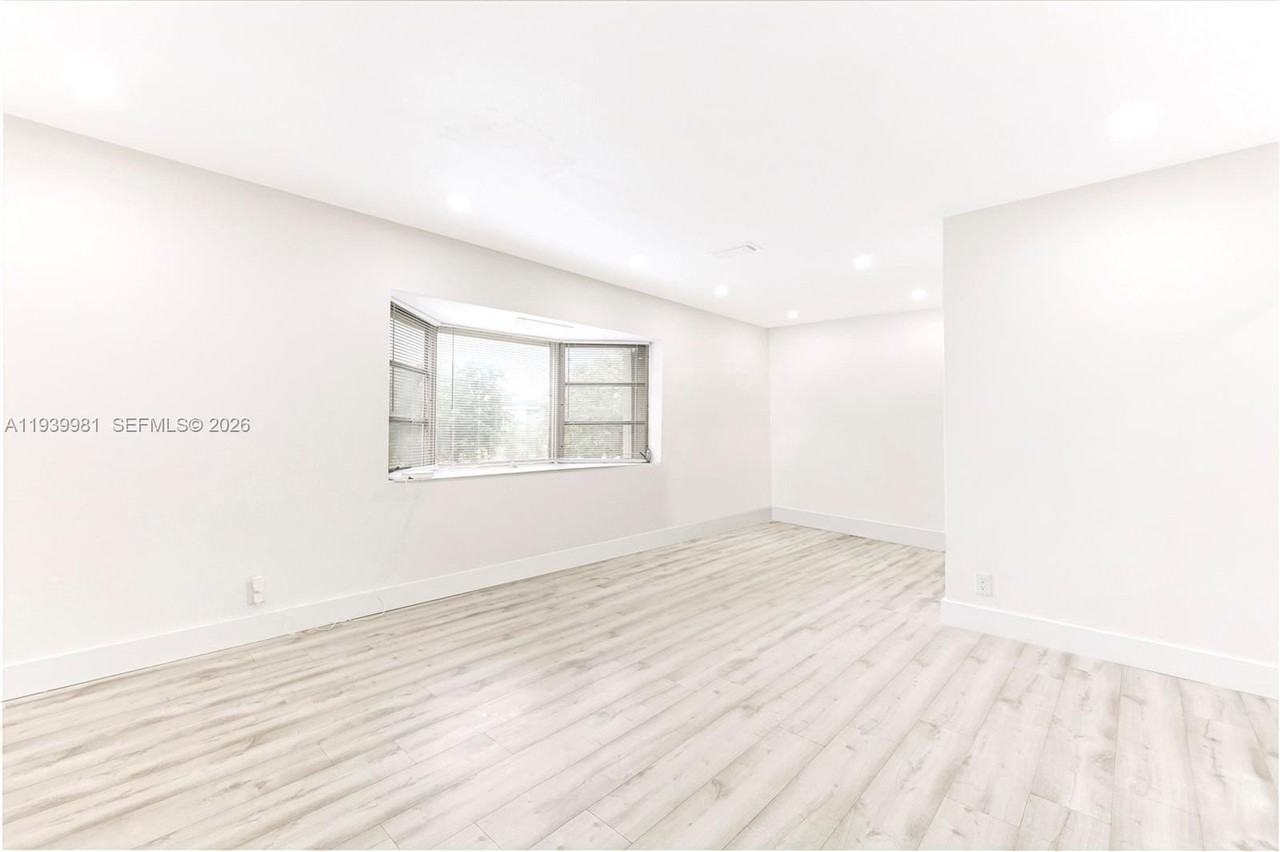 2911 Nw 5th Ct - Photo 6 of 39