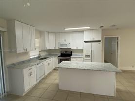 851 Sw 63rd Way #851 - Photo 1 of 1