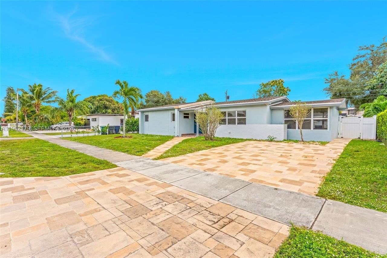 1930 Nw 184th St - Photo 2 of 26