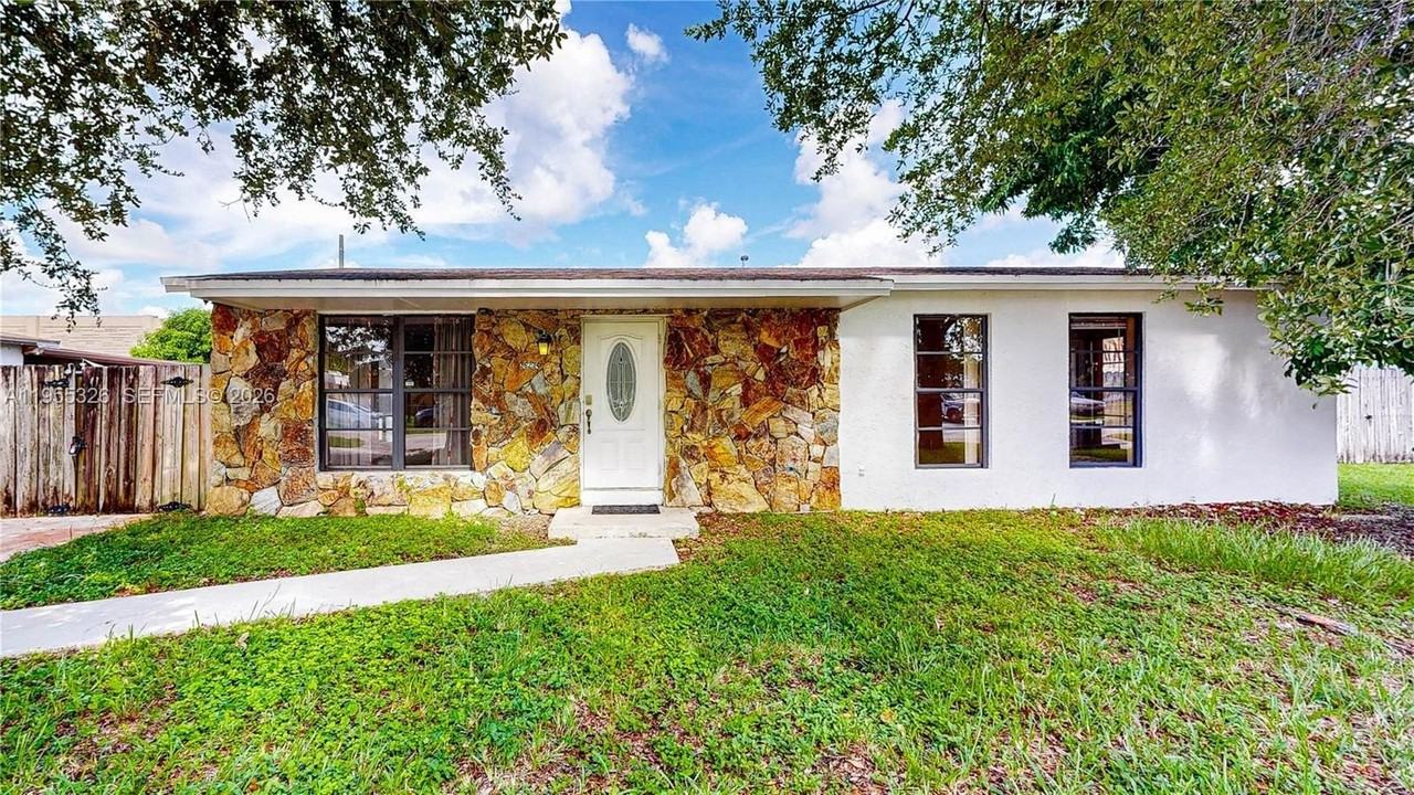 26234 Sw 128th Ct - Photo 2 of 50