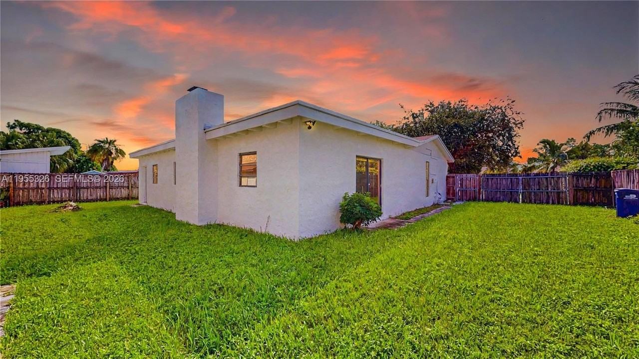 26234 Sw 128th Ct - Photo 4 of 50