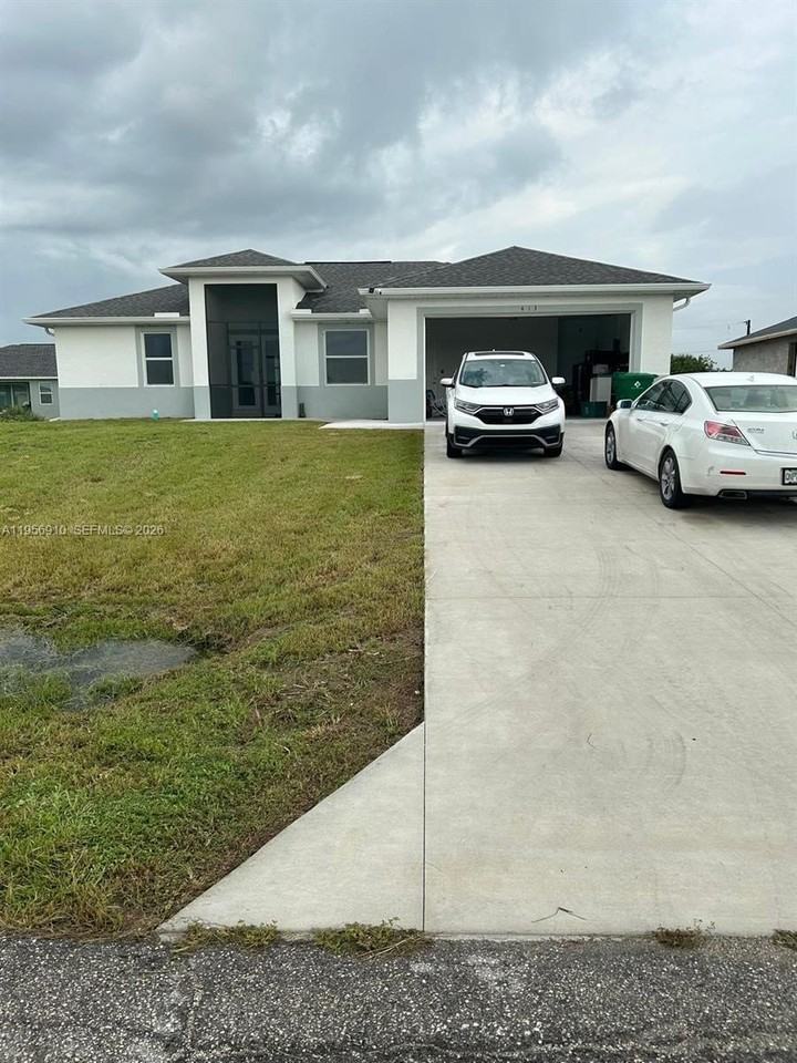 413 Akin Pl #413 - Photo 2 of 13