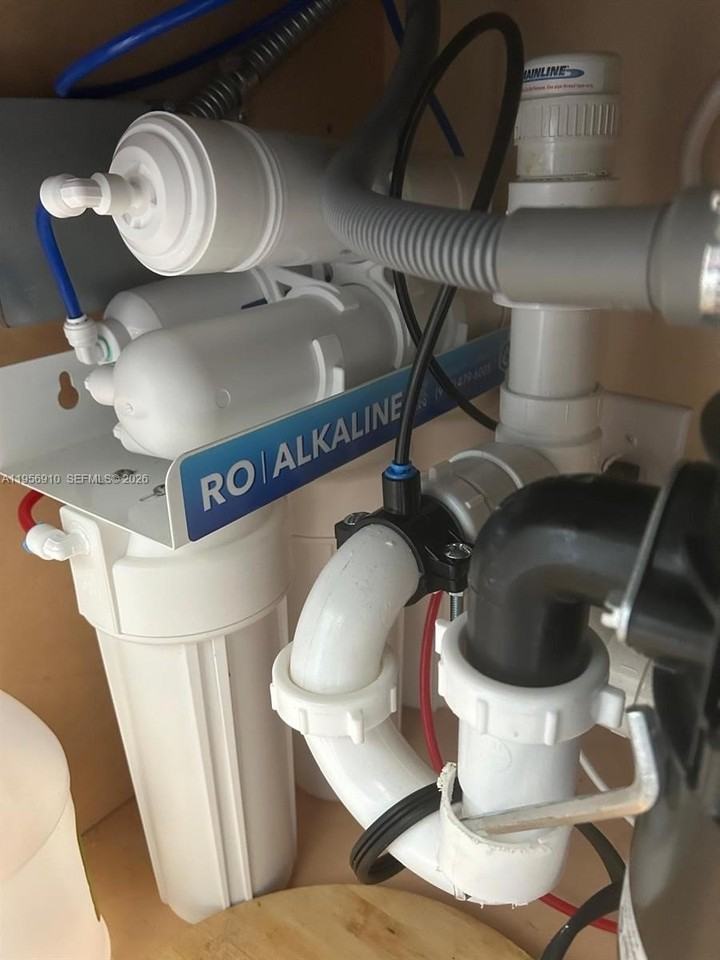 413 Akin Pl #413 - Photo 7 of 13