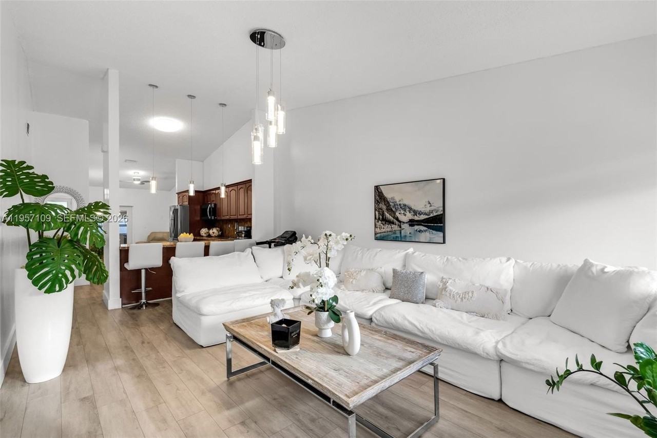 7531 W 29th Way #7531 - Photo 2 of 30