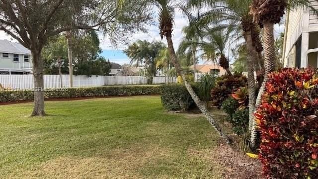 1091 Sw 110th Ter - Photo 4 of 40