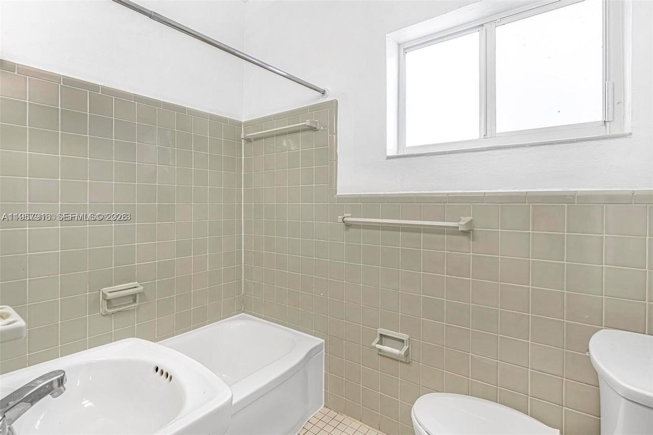 1850 Meridian Ave #21 - Photo 3 of 16