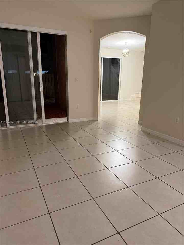 15305 Sw 119th St - Photo 2 of 15