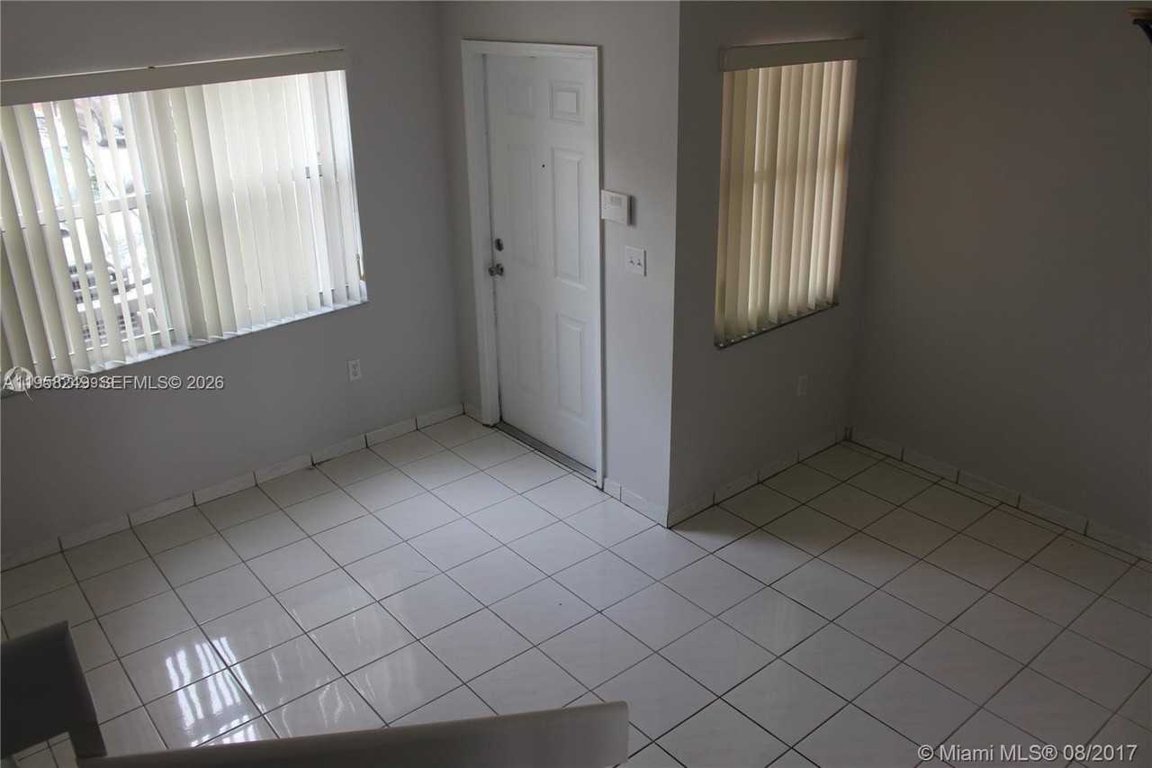 13889 Sw 64th St - Photo 3 of 9