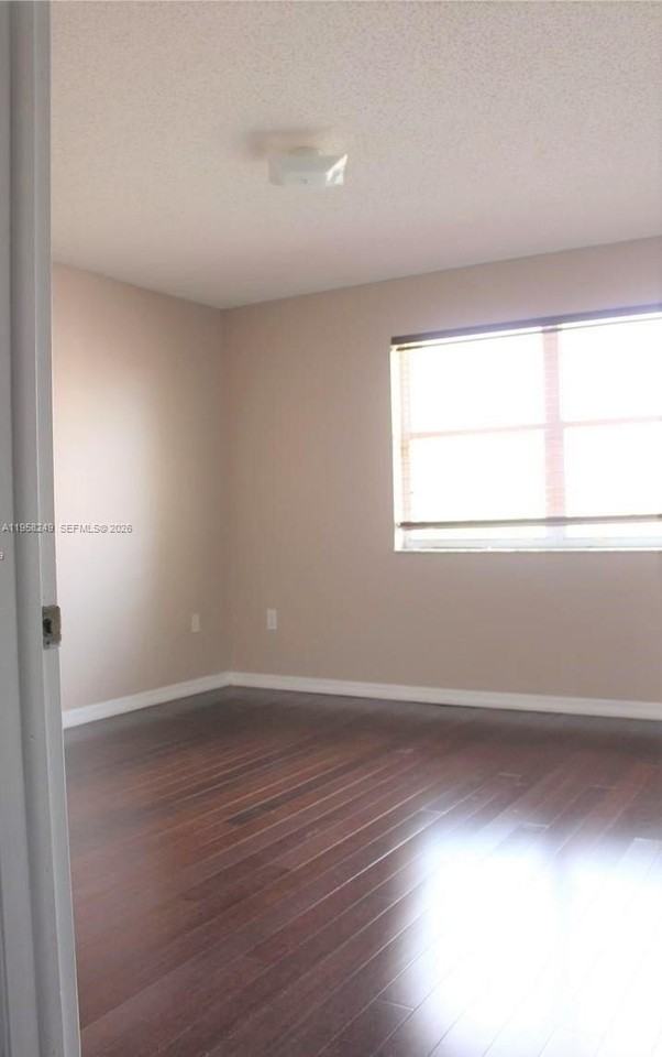 13889 Sw 64th St - Photo 6 of 9