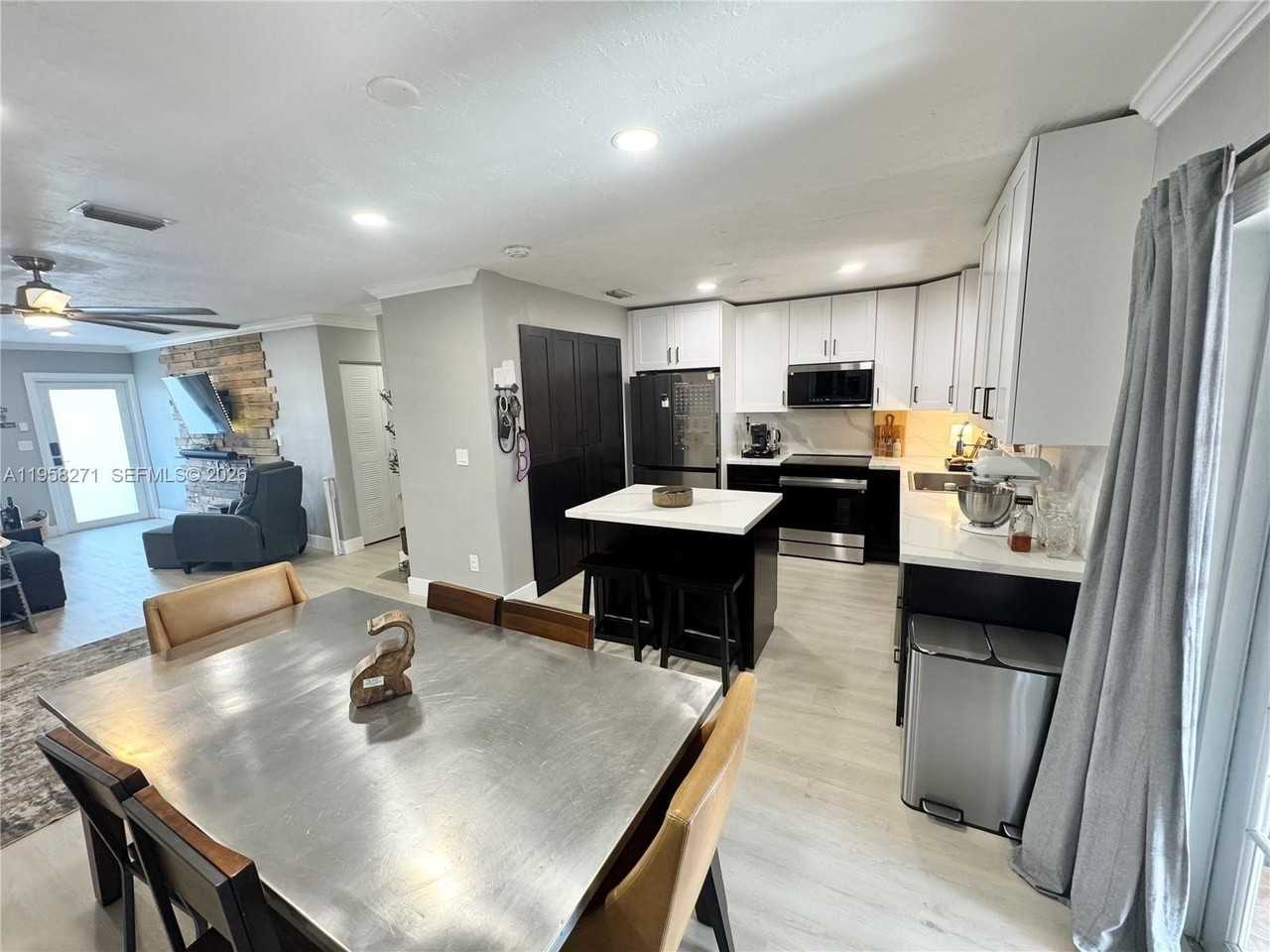 14849 Sw 114th Ct - Photo 4 of 23