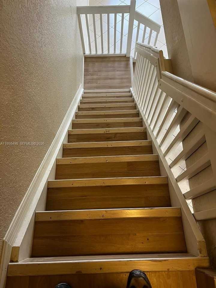 1909 Hibiscus Ln #1909 - Photo 5 of 20