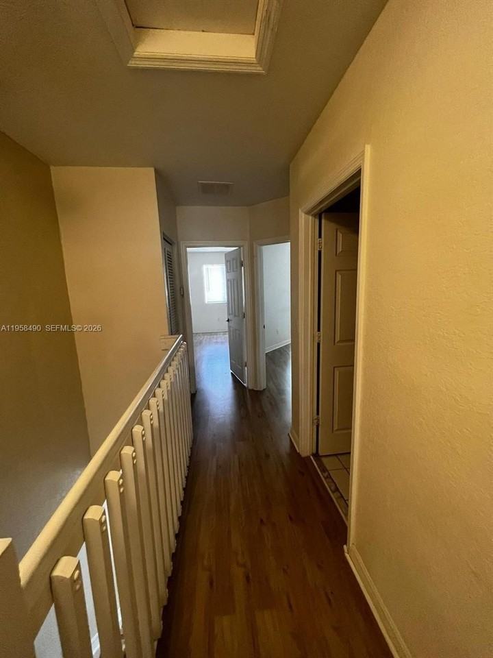 1909 Hibiscus Ln #1909 - Photo 7 of 20