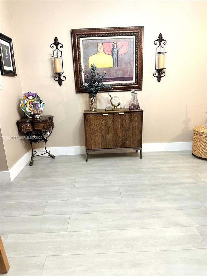 12907 Sw 64th Ln - Photo 5 of 28