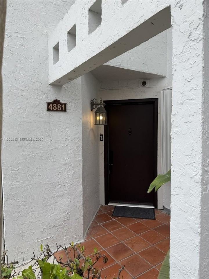 4881 Nw 97th Pl #337 - Photo 2 of 18