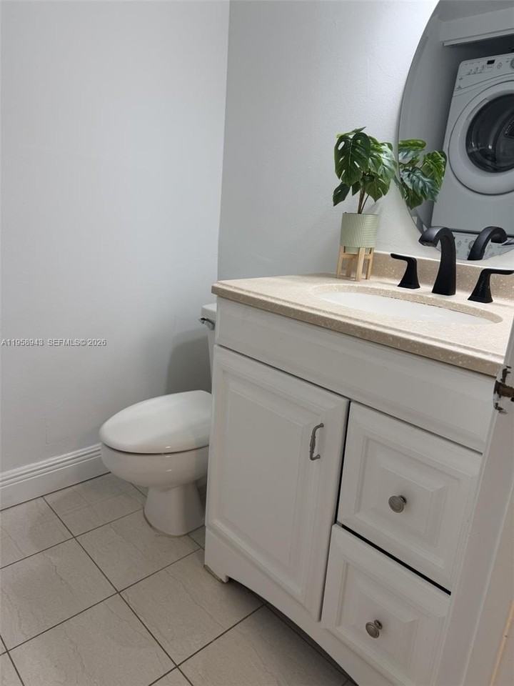 4881 Nw 97th Pl #337 - Photo 5 of 18