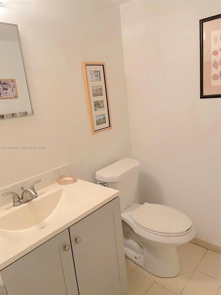 4271 Nw 89th Ave #205 - Photo 7 of 18