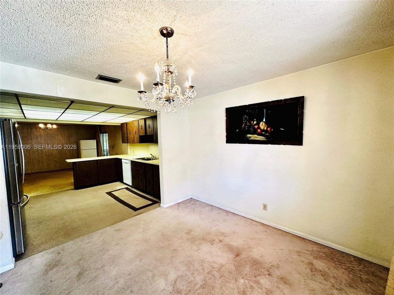 2601 Ne 32nd St #2 - Photo 6 of 25