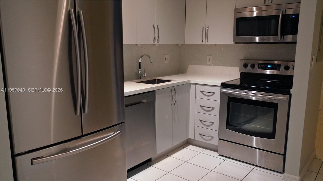 13302 Sw 152nd St #3006 - Photo 5 of 10