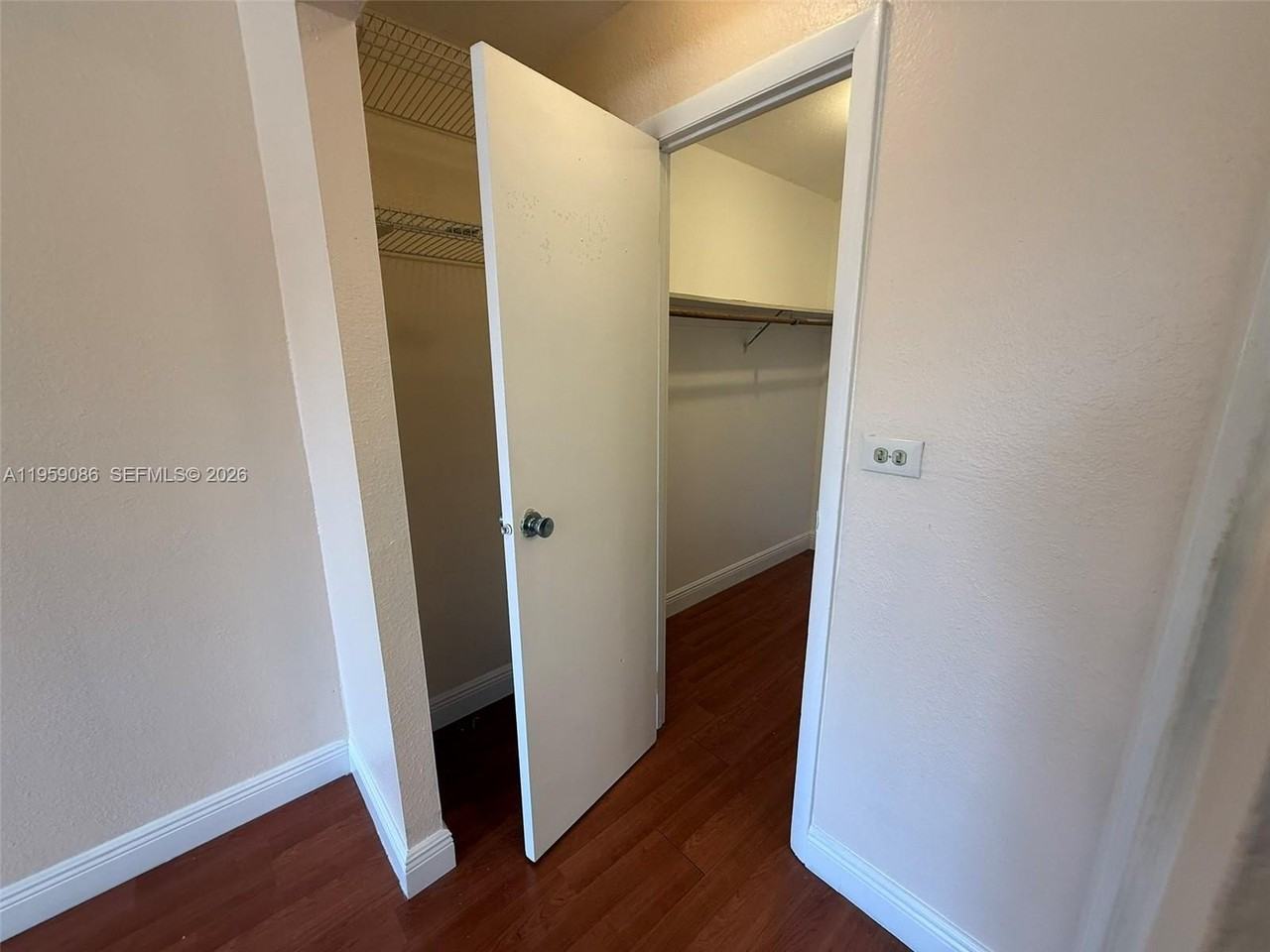 10511 Sw 108th Ave #295 - Photo 7 of 15