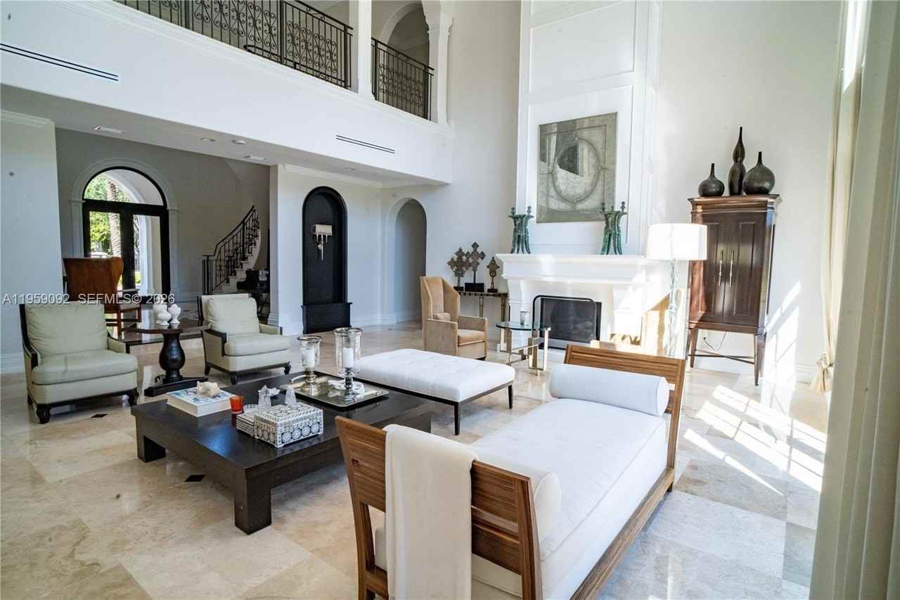 6450 Sw 126th Street Rd - Photo 7 of 45