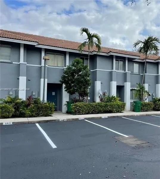 5411 Sw 41st St #5411 - Photo 2 of 21