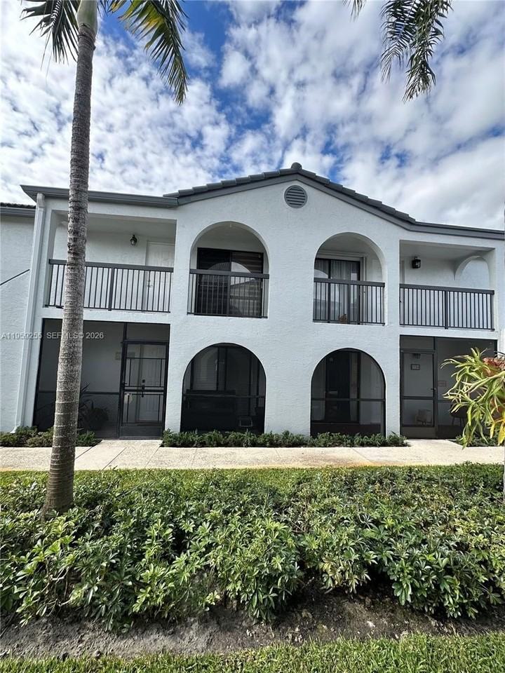 18240 Mediterranean Blvd #7-11 - Photo 2 of 17