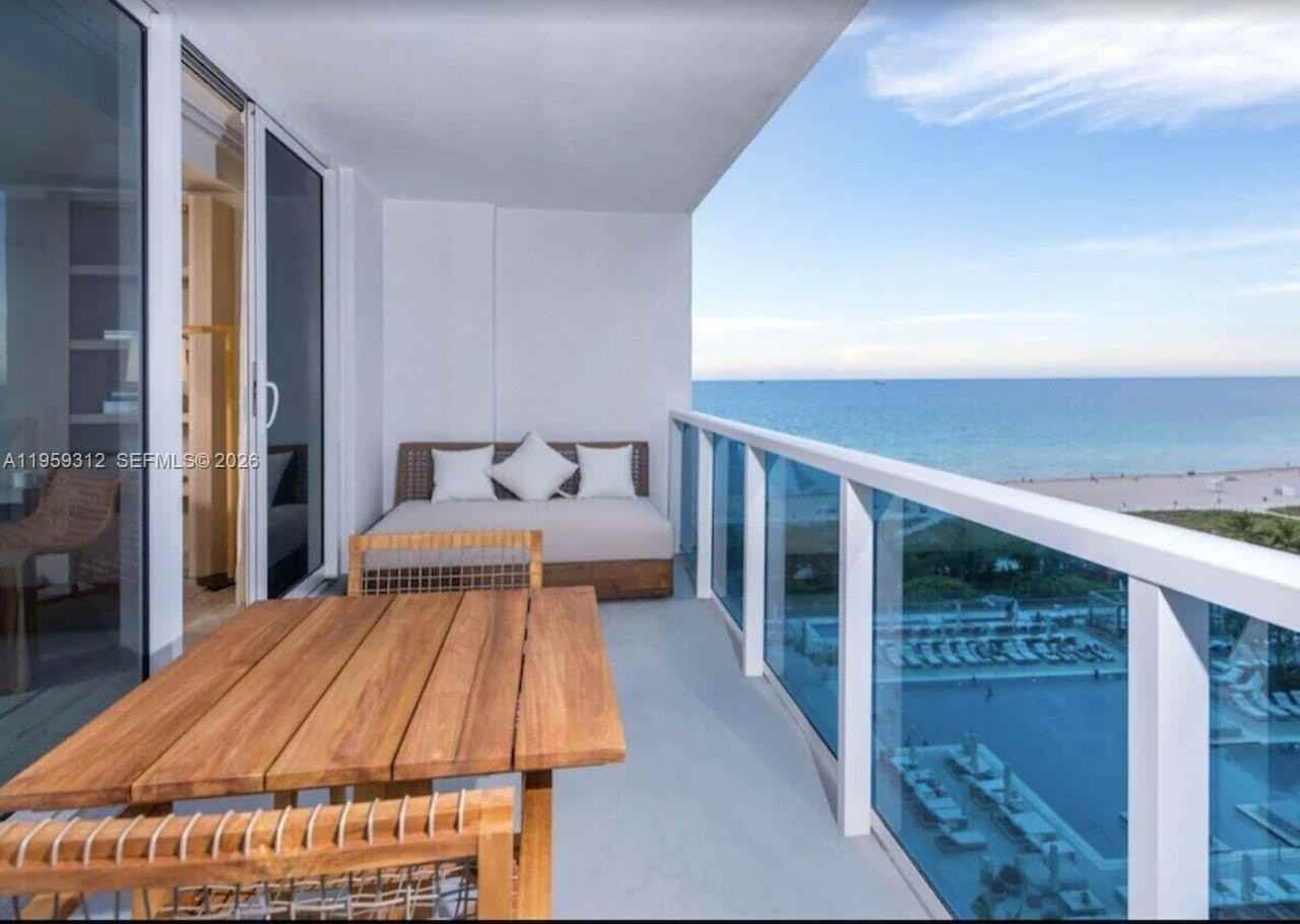 102 24th St #1206 - Photo 7 of 20