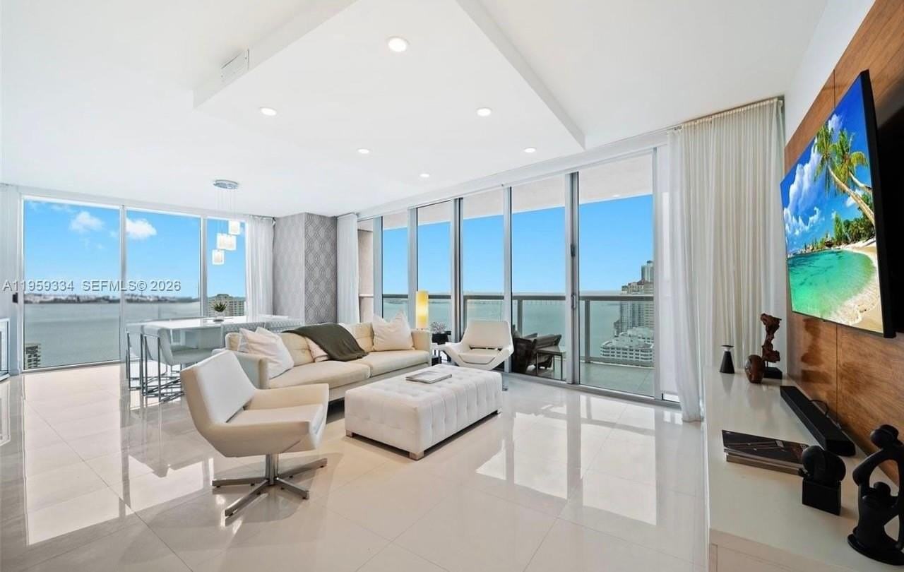 495 Brickell Ave #3301 - Photo 2 of 20