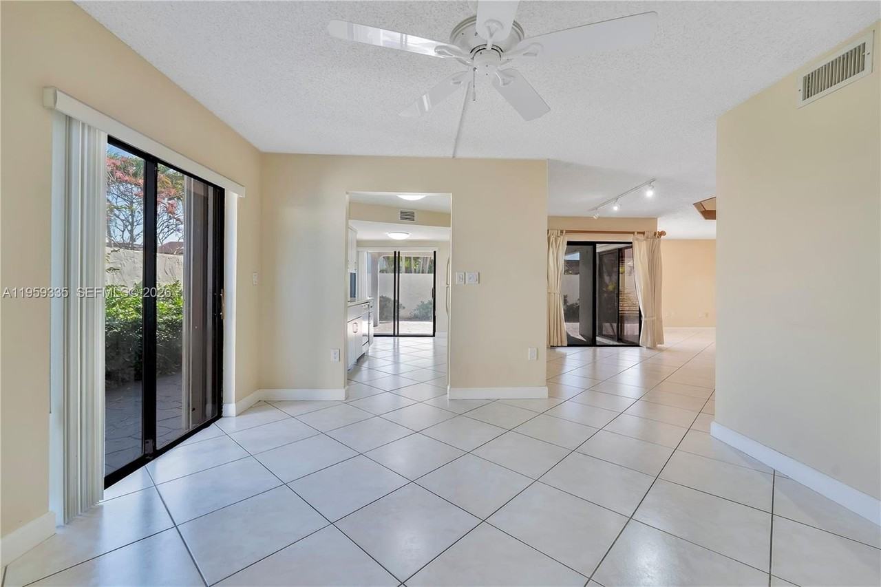 1301 Sw 124th Ct #20A - Photo 7 of 33