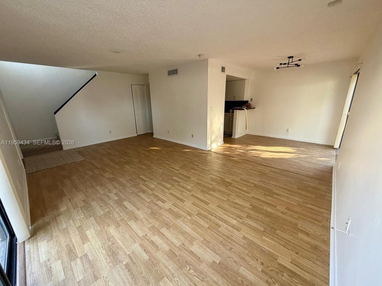 15832 Sw 91st Ct #B - Photo 2 of 21