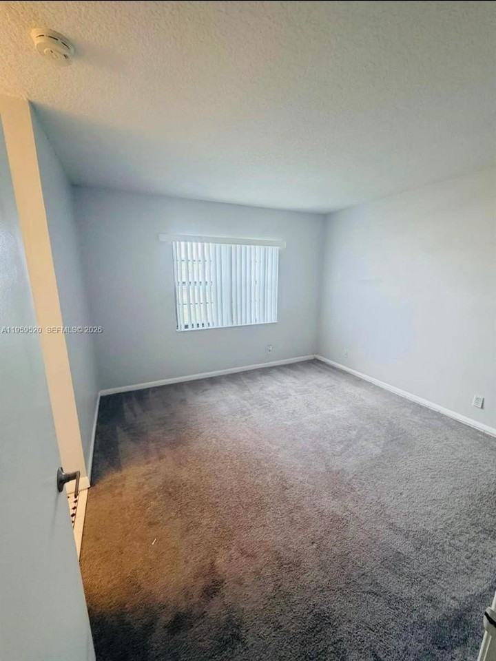 10157 Nw 33rd St #4B - Photo 4 of 9