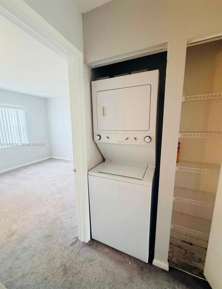 10157 Nw 33rd St #4B - Photo 5 of 9