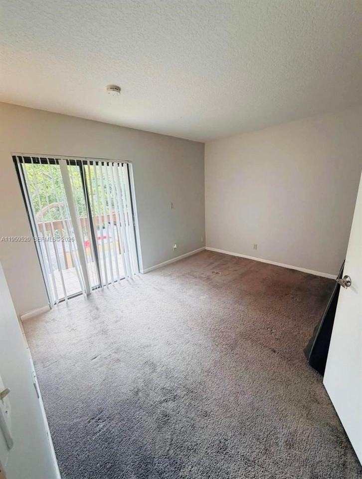 10157 Nw 33rd St #4B - Photo 7 of 9